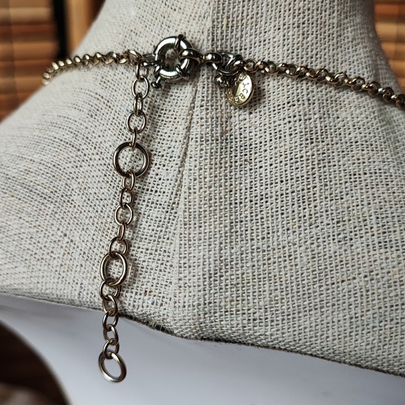 J. Crew Faux Jade Cabachons Teardrop Purple Lilac Crystal Stones Necklace EUC - Picture 7 of 8